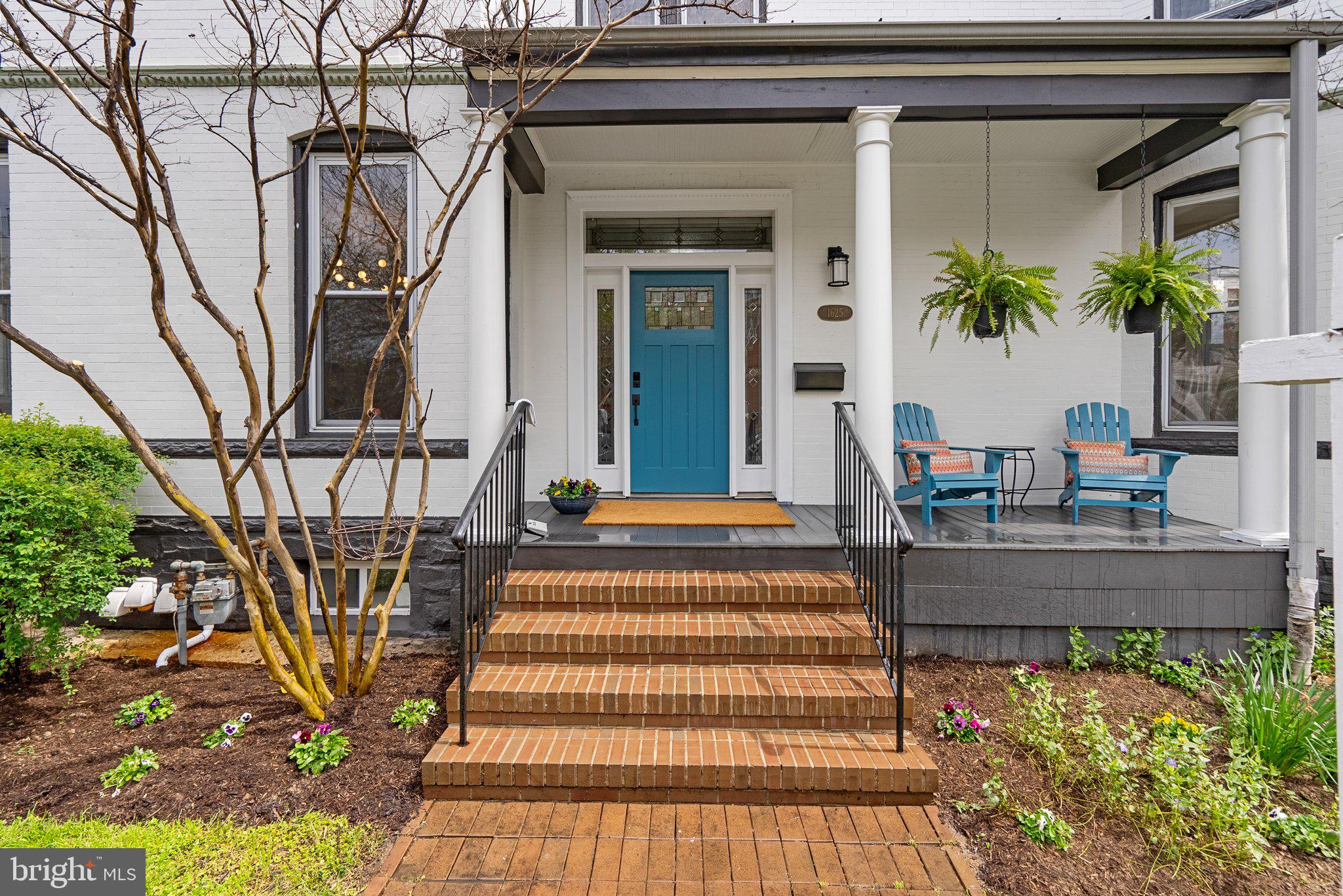 1625 First Street Northeast Washington, DC 20002 - Photo 3 of 38 Gracious front door and porch