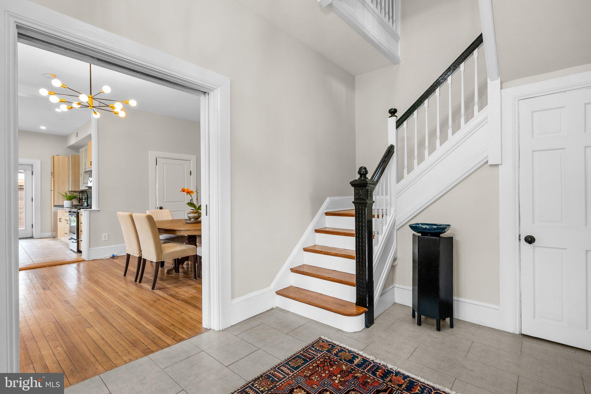 1625 First Street Northeast Washington, DC 20002 - Photo 6 of 38 Foyer and dining room