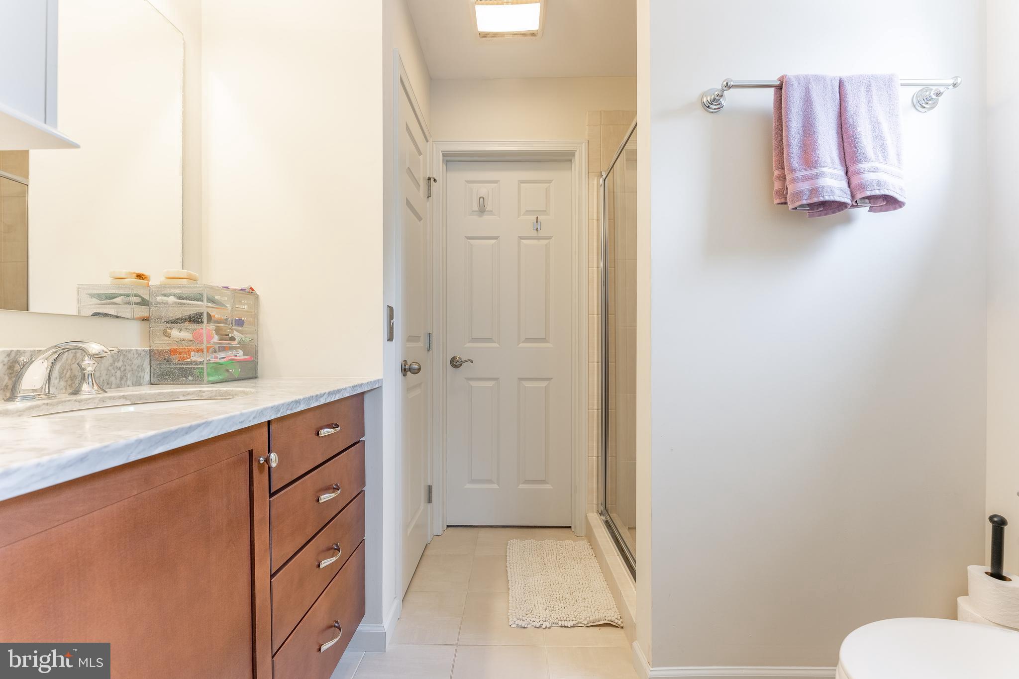 975 South Waterloo Road Devon, PA 19333 - Photo 47 of 70 Jack & Jill Bathroom