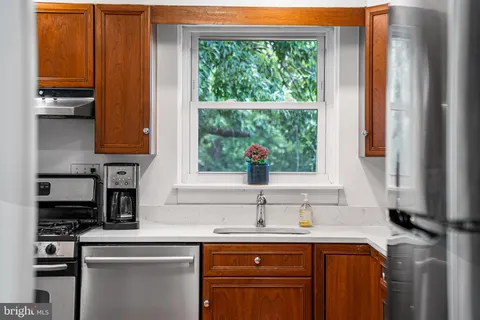 $899,900 | 2305 Peggy Lane, Silver Spring, MD 20910