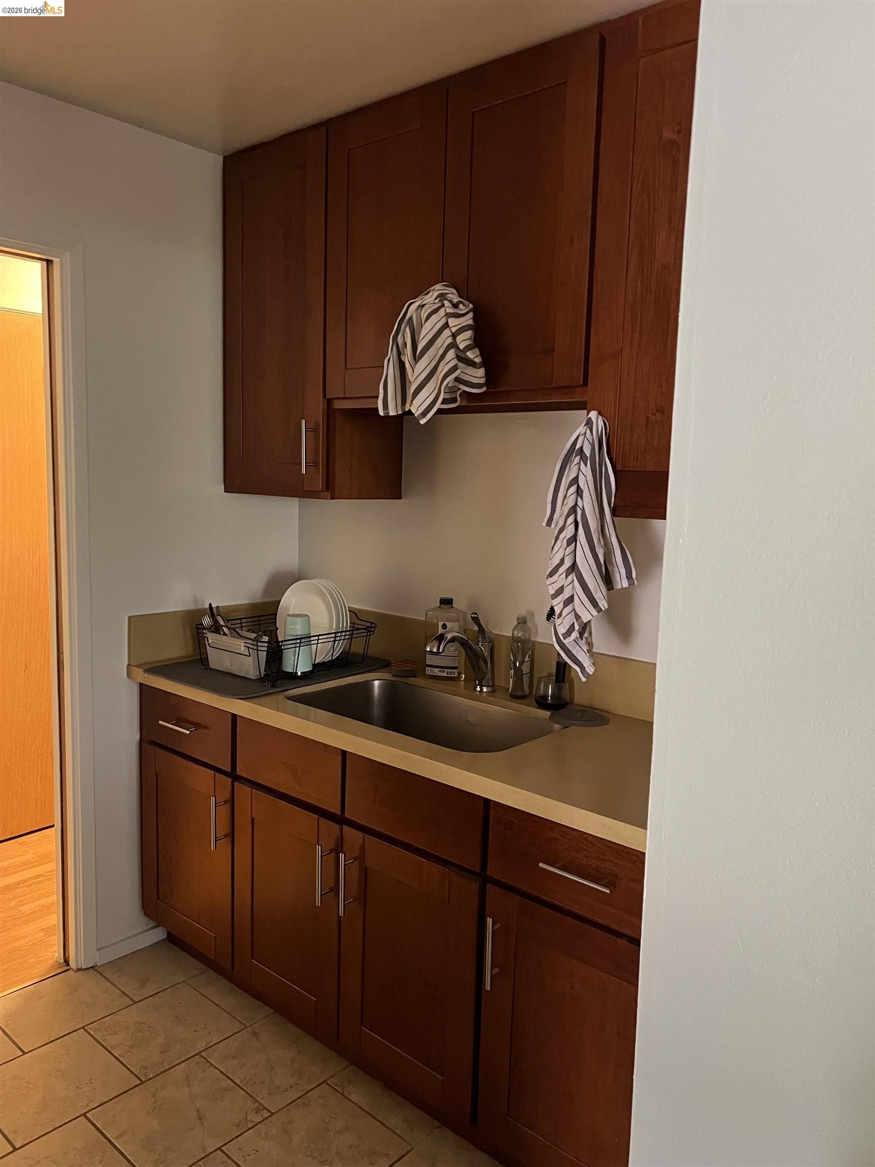 2636 Warring Street, Unit 103 Berkeley, CA 94704 - Photo 4 of 8
