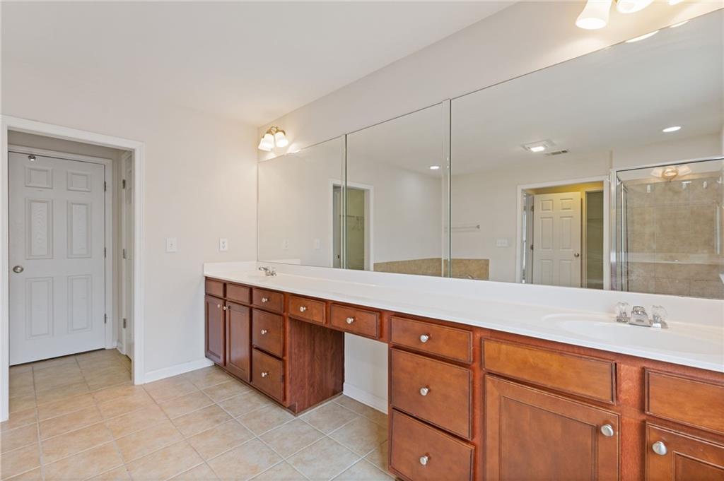 3060 Eastbrook Terrace Atlanta, GA 30331 - Photo 34 of 48