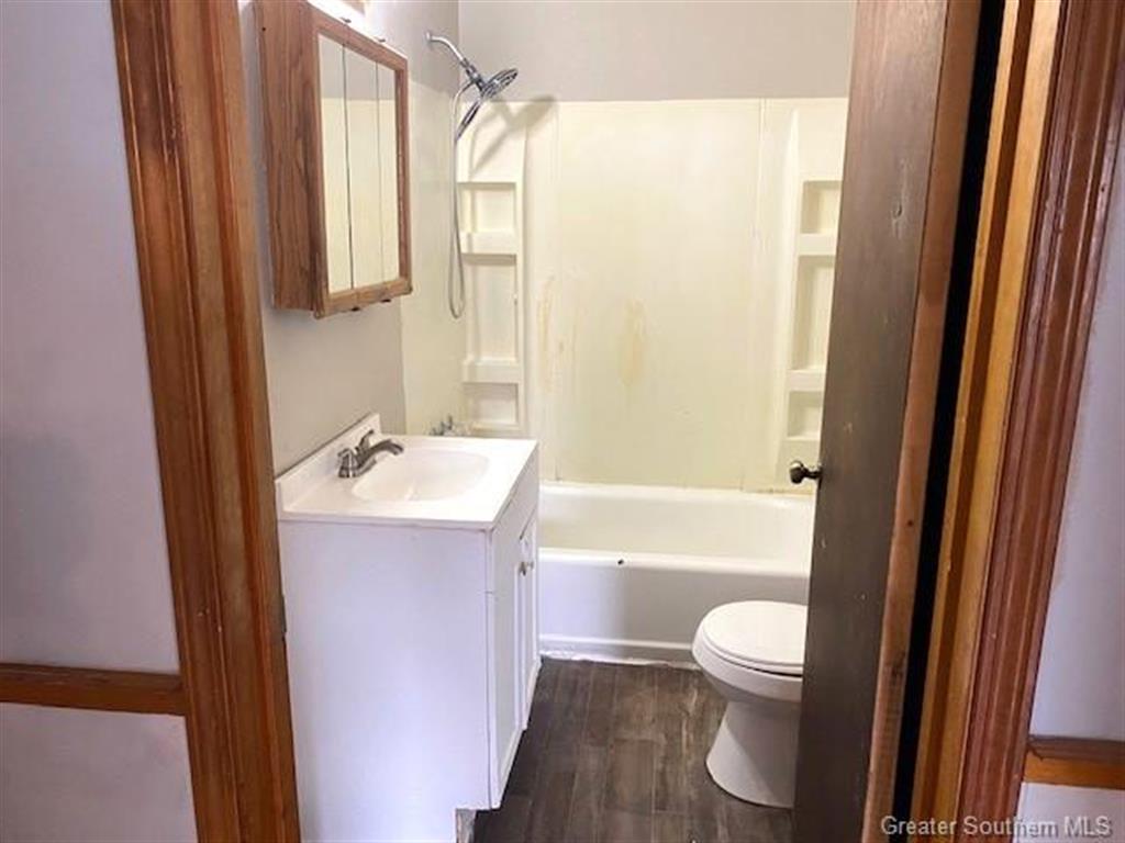 910 Fall Street Lake Charles, LA 70601 - Photo 12 of 16