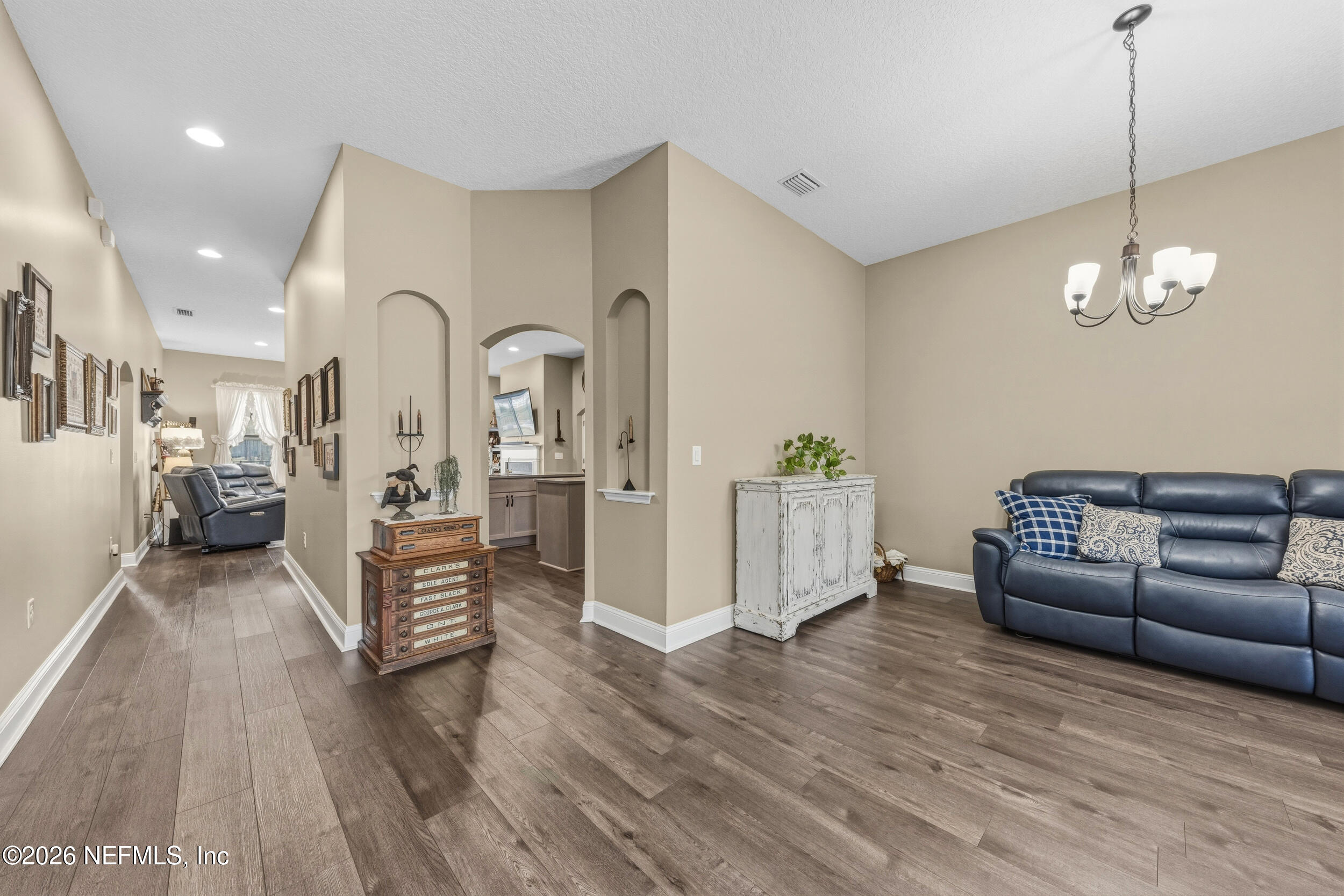 11060 Whisper Ridge Court Jacksonville, FL 32219 - Photo 13 of 77 08