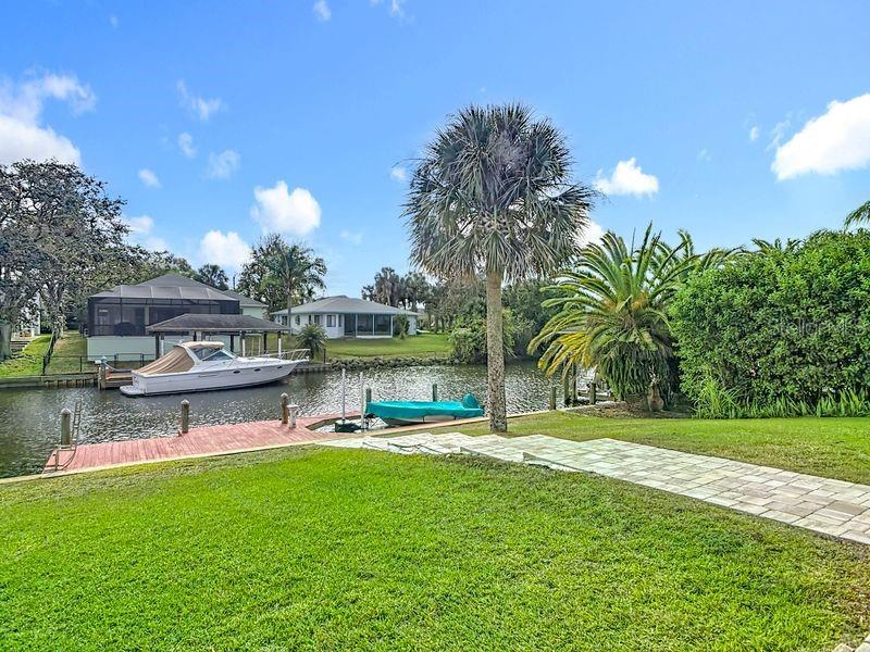 14 Cedarview Court Palm Coast, FL 32137 - Photo 30 of 37