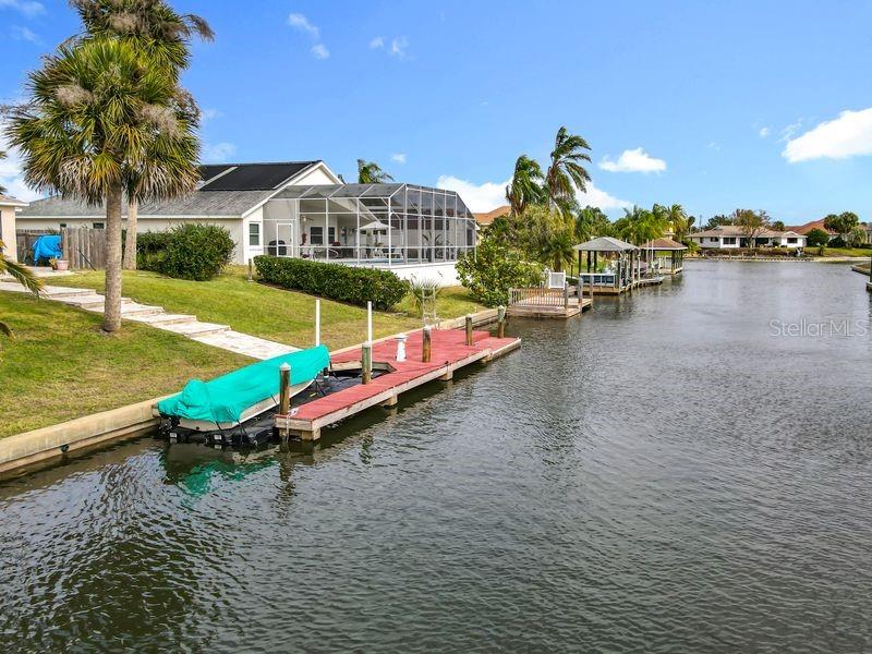 14 Cedarview Court Palm Coast, FL 32137 - Photo 35 of 37