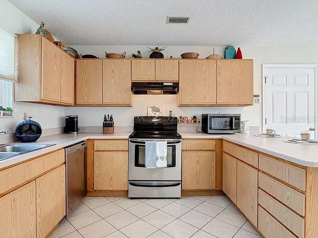 $2,900 | 14 Cedarview Court, Palm Coast, FL 32137