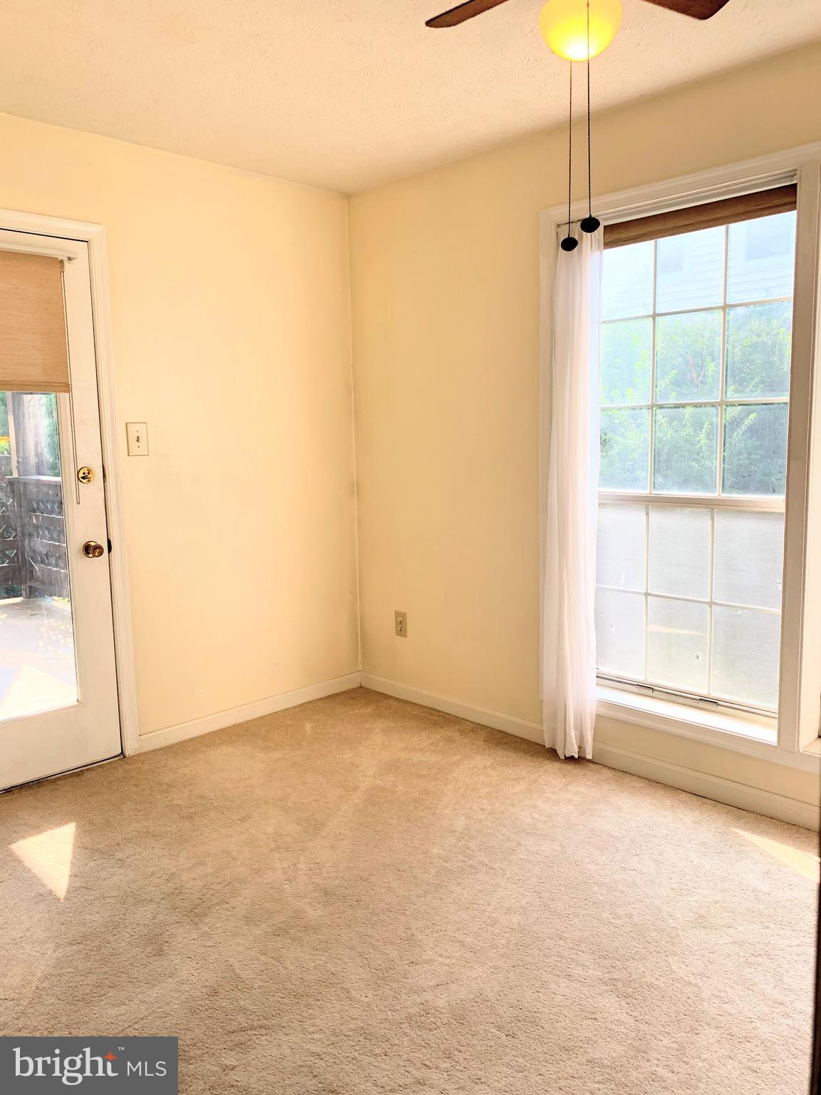 10015 Oakton Terrace Road, Unit 10015 Oakton, VA 22124 - Photo 12 of 26