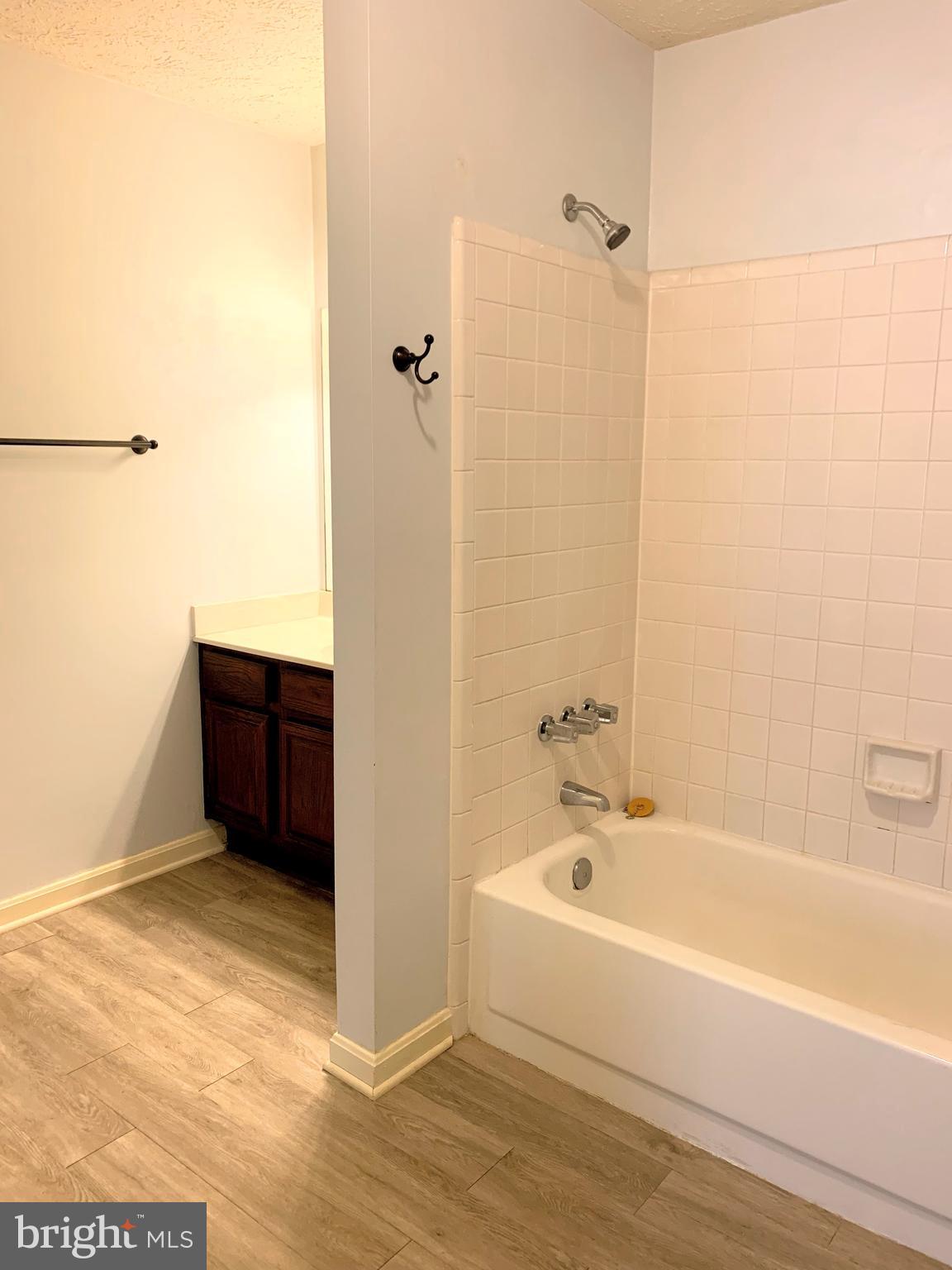10015 Oakton Terrace Road, Unit 10015 Oakton, VA 22124 - Photo 17 of 26