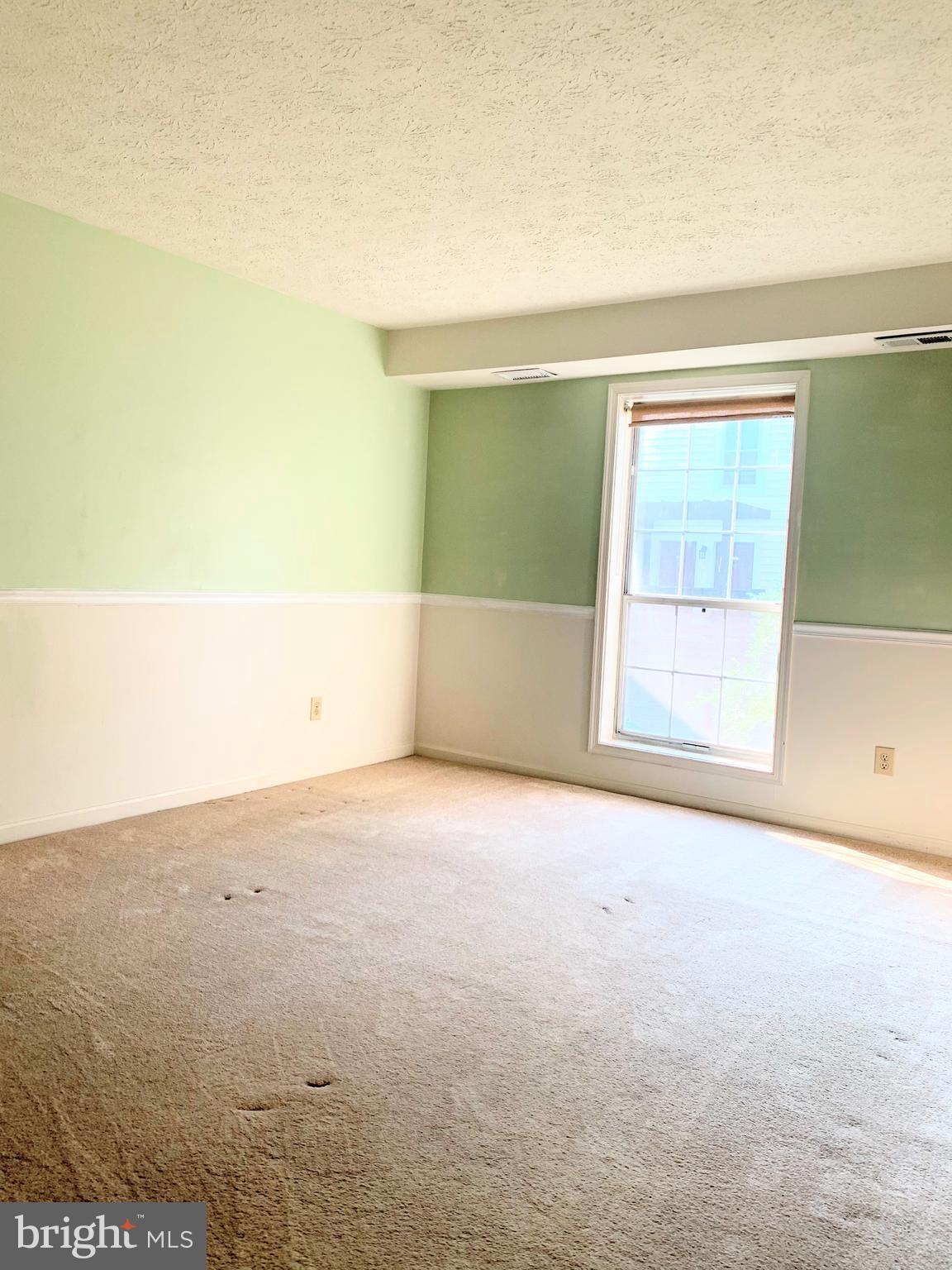 10015 Oakton Terrace Road, Unit 10015 Oakton, VA 22124 - Photo 19 of 26