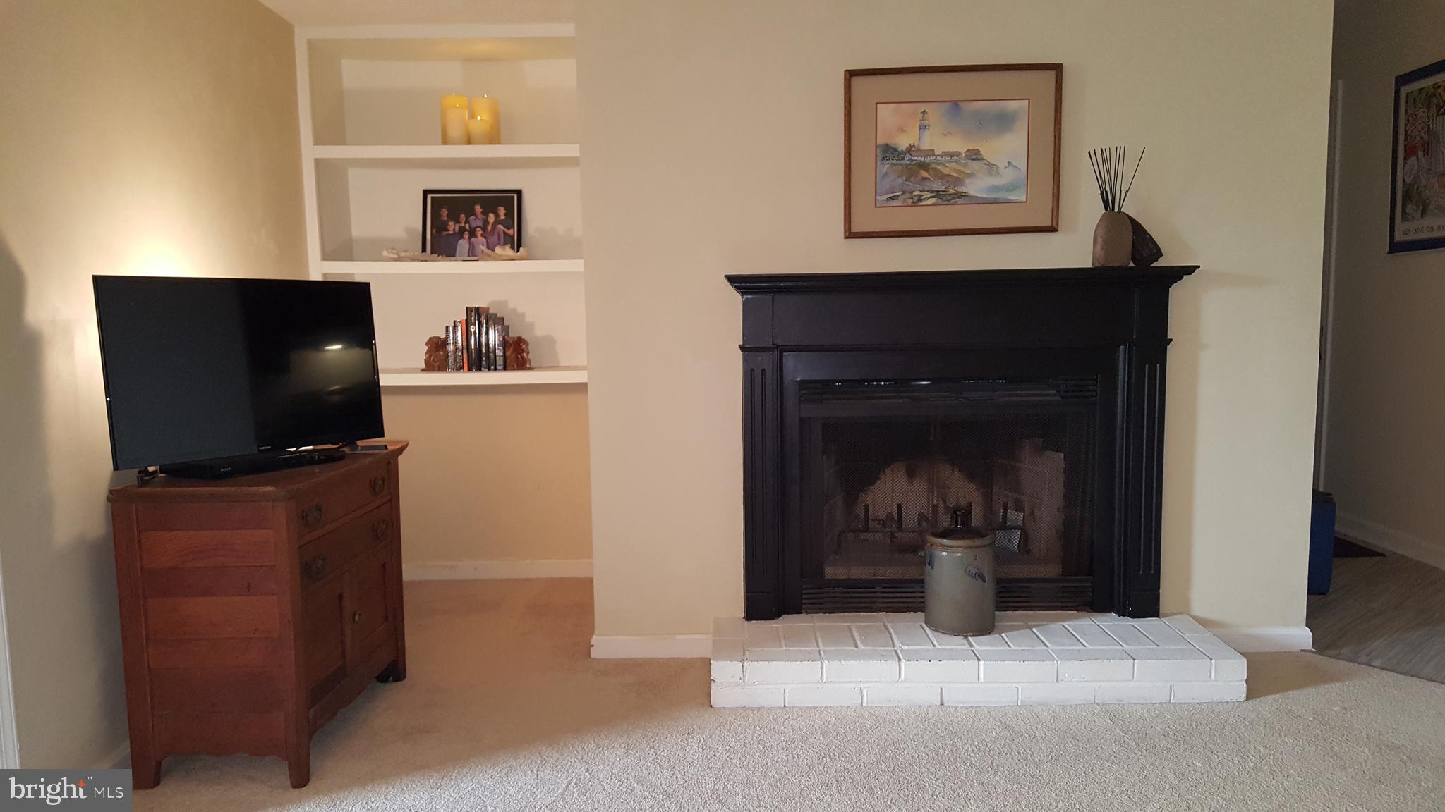 10015 Oakton Terrace Road, Unit 10015 Oakton, VA 22124 - Photo 25 of 26