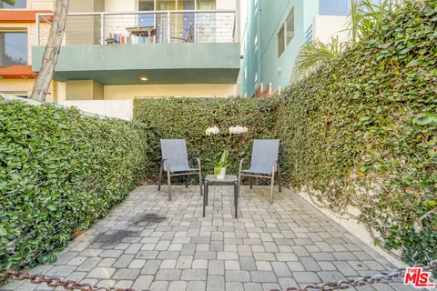 $3,200 | 120 Fleet Street, Unit C, Marina del Rey, CA 90292