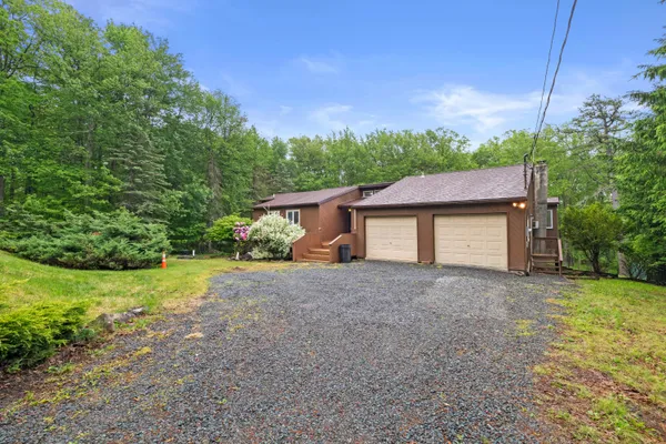 $499,999 | 181 Williams Lane, Scotrun, PA 18355