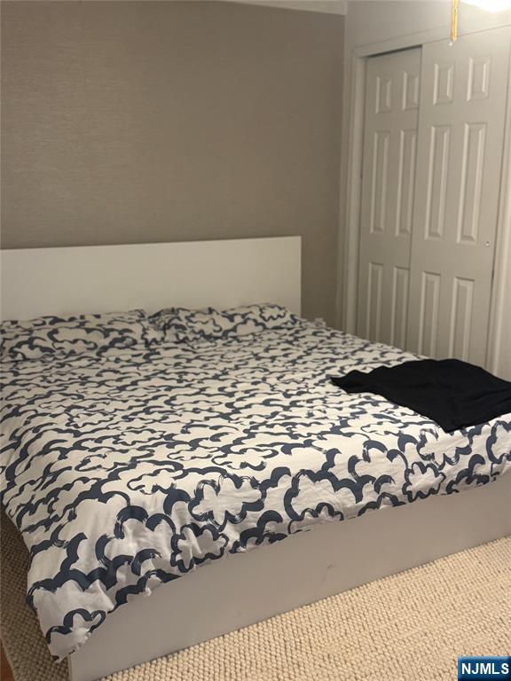 89 Ivy Street Kearny, NJ 07032 - Photo 2 of 14 a view of a room