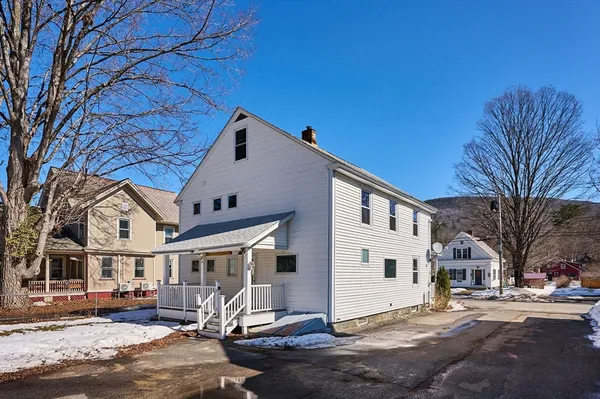 $395,000 | 30 Main Street, Shelburne, MA 01370