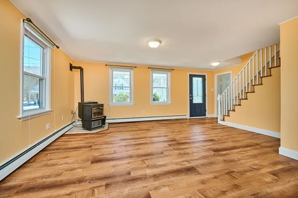 $395,000 | 30 Main Street, Shelburne, MA 01370