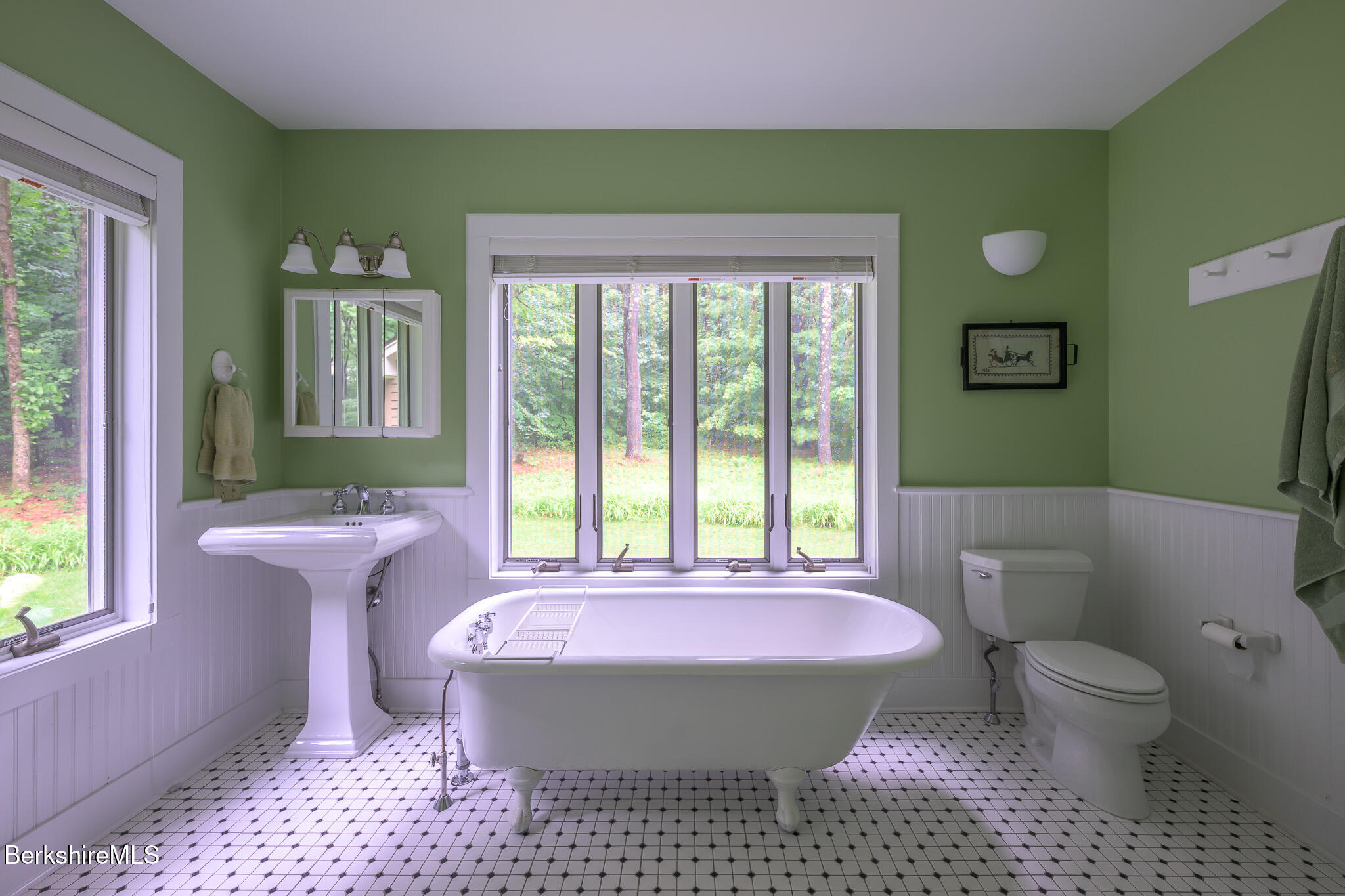 80 West Center Road West Stockbridge, MA 01266 - Photo 22 of 57 Primary bath