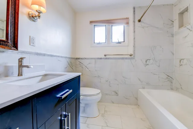 $3,750 | 816 Topsail Lane, Unit 816, Secaucus, NJ 07094