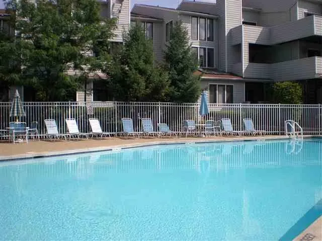 $3,750 | 816 Topsail Lane, Unit 816, Secaucus, NJ 07094