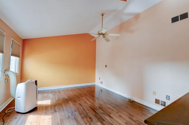 $3,750 | 816 Topsail Lane, Unit 816, Secaucus, NJ 07094