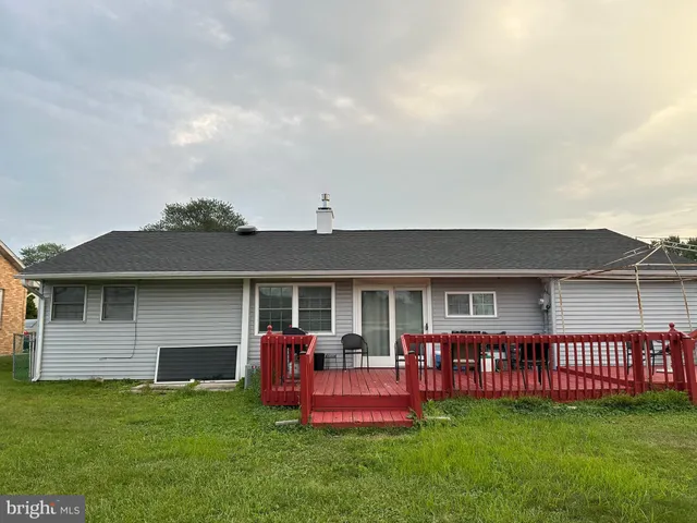 a view of outdoor space yard and patio