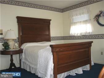 7702 Locust Valley Road Coopersburg, PA 18036 - Photo 9 of 12 Gallery Image 9