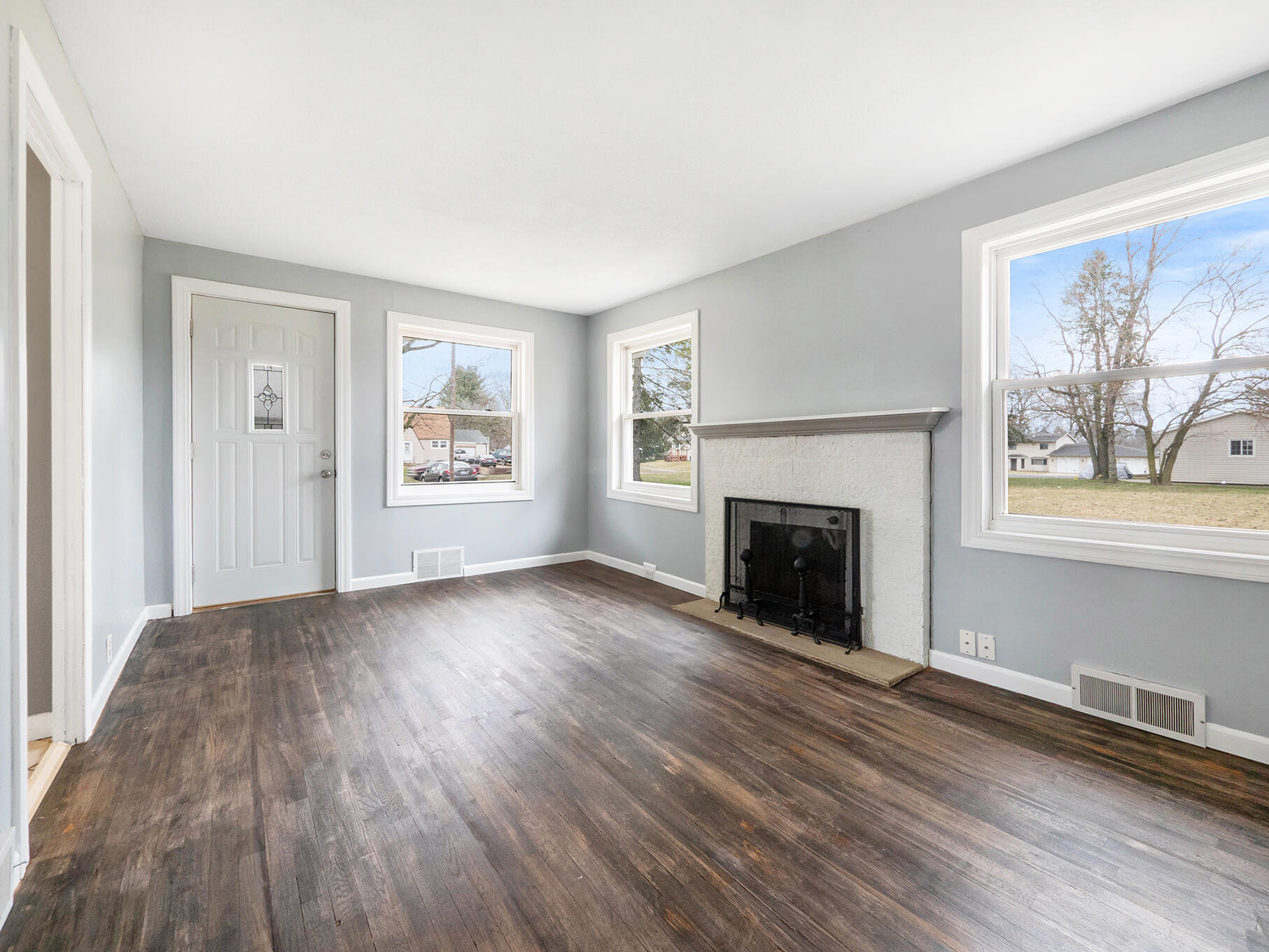 1594 Falahee Road Jackson, MI 49203 - Photo 6 of 35 6