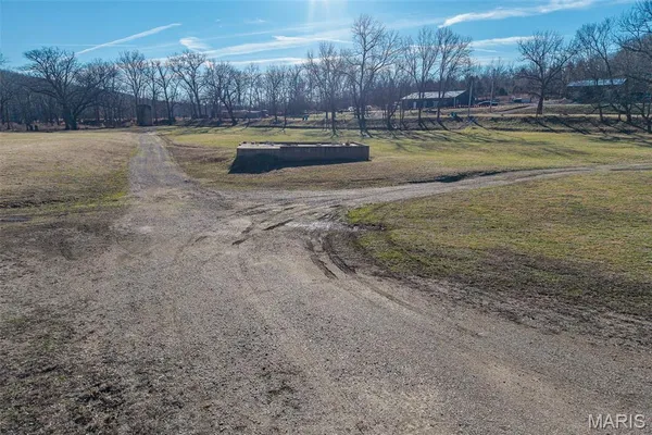 $1,200,000 | 30633 Marigold Drive, Lebanon, MO 65536