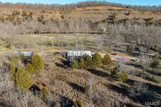 $1,200,000 | 30633 Marigold Drive, Lebanon, MO 65536