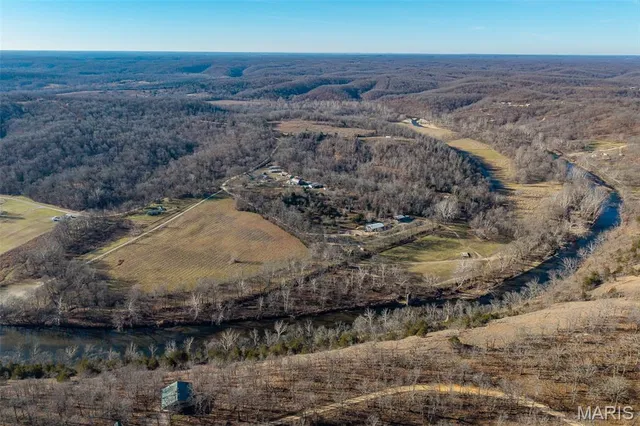 $1,200,000 | 30633 Marigold Drive, Lebanon, MO 65536