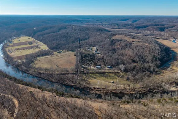 $1,200,000 | 30633 Marigold Drive, Lebanon, MO 65536