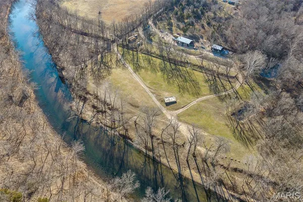 $1,200,000 | 30633 Marigold Drive, Lebanon, MO 65536