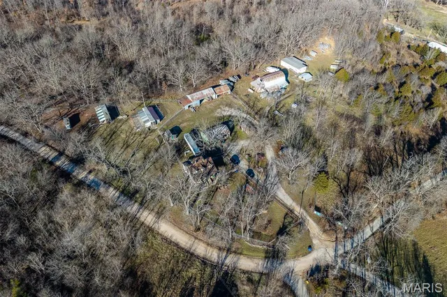 $1,200,000 | 30633 Marigold Drive, Lebanon, MO 65536