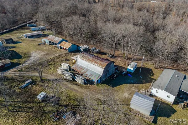 $1,200,000 | 30633 Marigold Drive, Lebanon, MO 65536