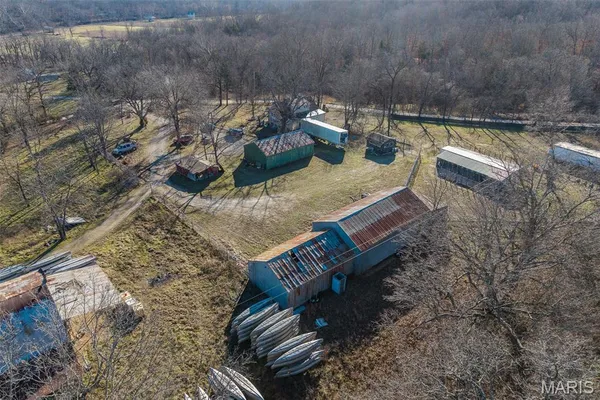 $1,200,000 | 30633 Marigold Drive, Lebanon, MO 65536