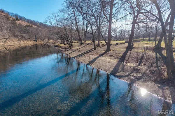 $1,200,000 | 30633 Marigold Drive, Lebanon, MO 65536