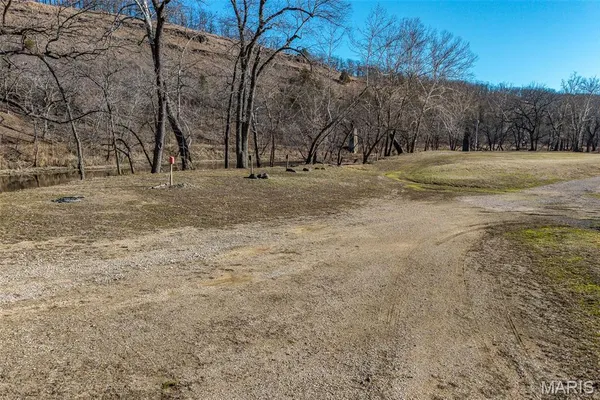 $1,200,000 | 30633 Marigold Drive, Lebanon, MO 65536