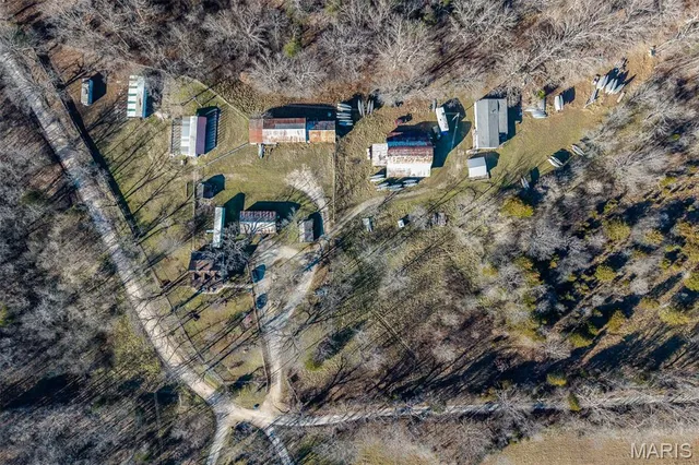 $1,200,000 | 30633 Marigold Drive, Lebanon, MO 65536