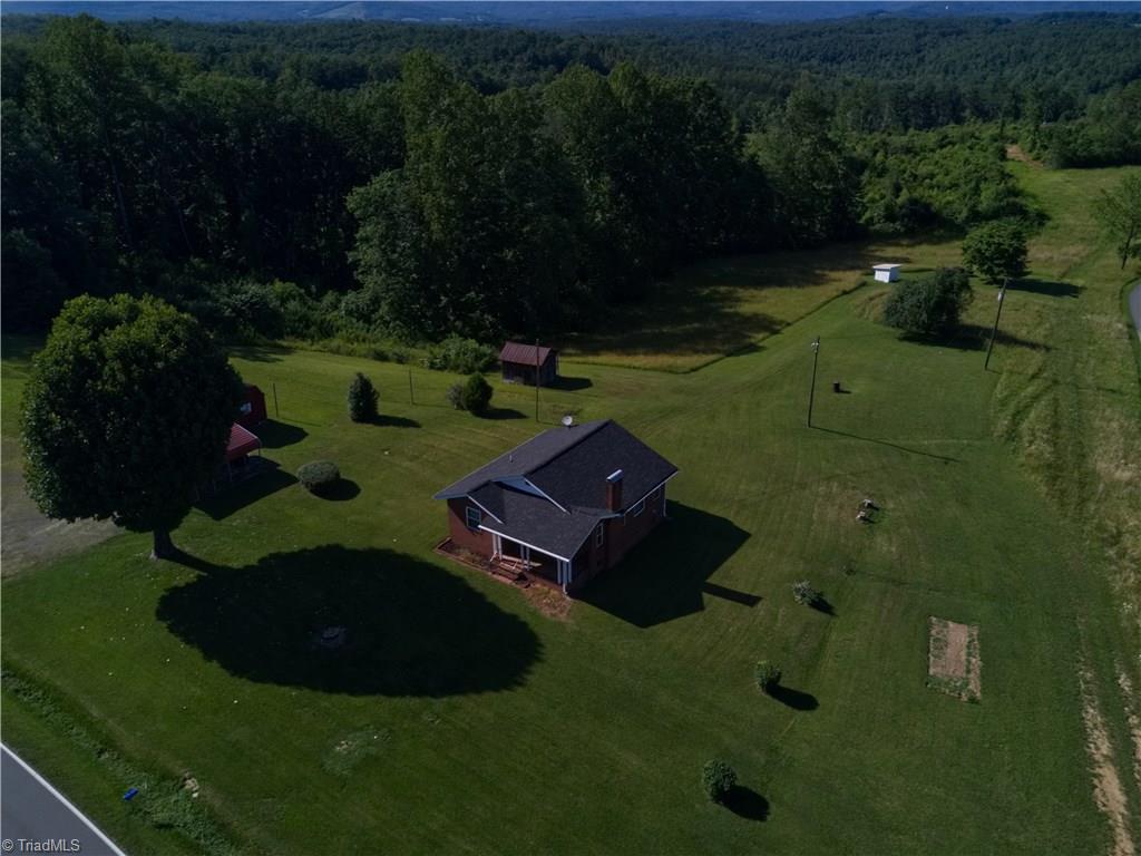 2480 Pipers Gap Road Mount Airy, NC 27030 - Photo 2 of 29 Gallery Image 2