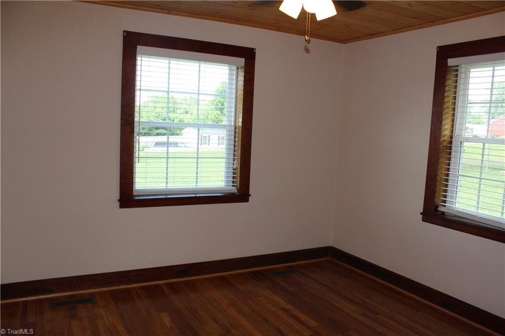 2480 Pipers Gap Road Mount Airy, NC 27030 - Photo 18 of 29 Gallery Image 18