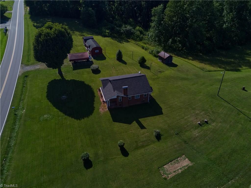 2480 Pipers Gap Road Mount Airy, NC 27030 - Photo 3 of 29 Gallery Image 3