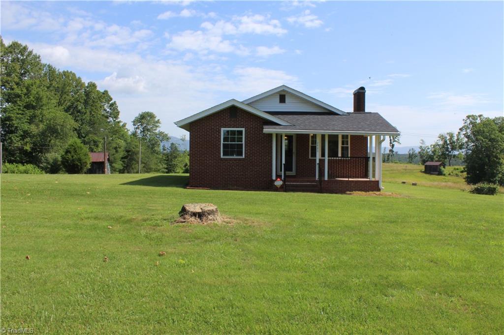 2480 Pipers Gap Road Mount Airy, NC 27030 - Photo 26 of 29 Gallery Image 26