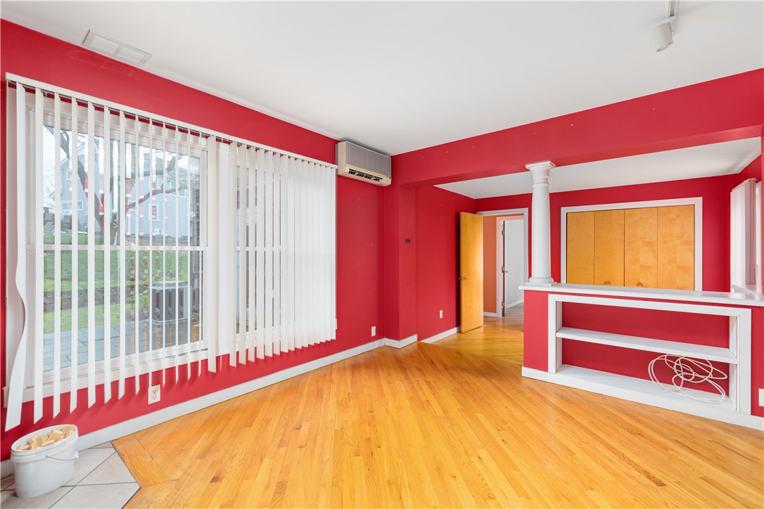 7 Spring Cove Road Narragansett, RI 02882 - Photo 15 of 33