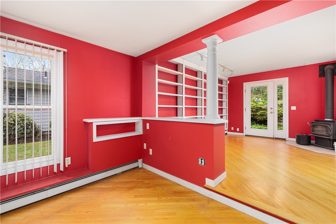 7 Spring Cove Road Narragansett, RI 02882 - Photo 16 of 33