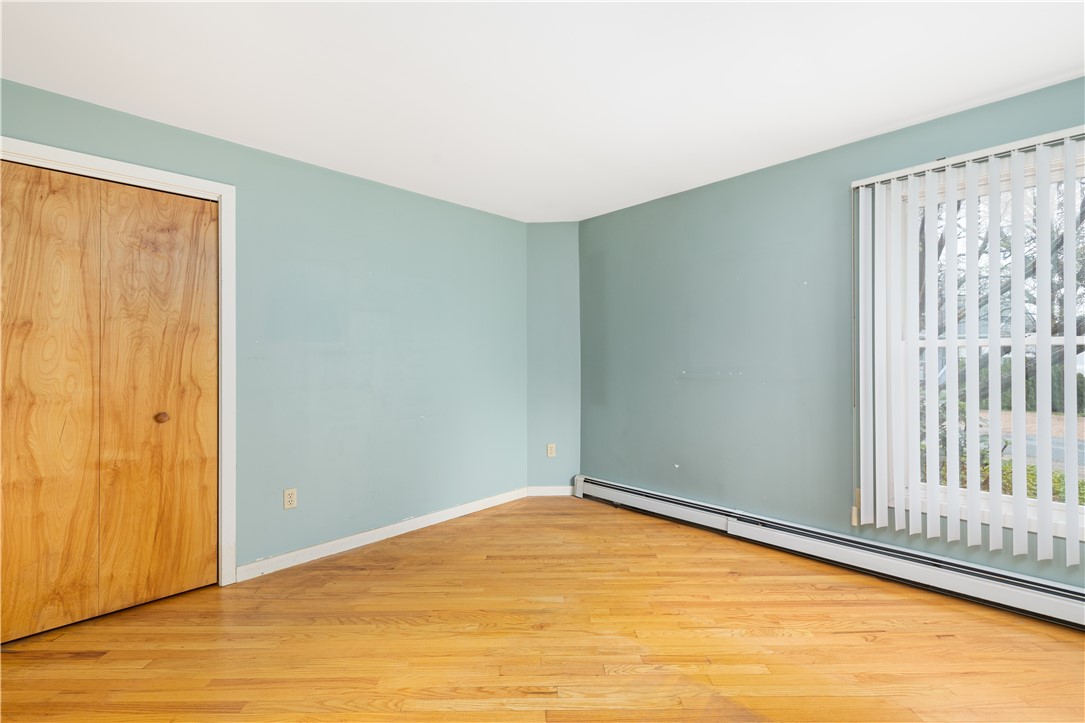 7 Spring Cove Road Narragansett, RI 02882 - Photo 17 of 33