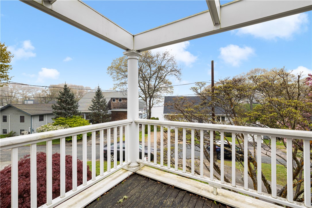 7 Spring Cove Road Narragansett, RI 02882 - Photo 25 of 33