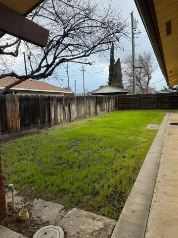 $365,000 | 256 West Durian Avenue, Coalinga, CA 93210