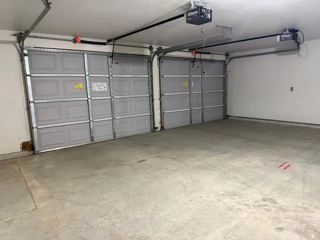 $365,000 | 256 West Durian Avenue, Coalinga, CA 93210