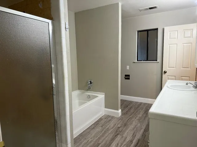 $365,000 | 256 West Durian Avenue, Coalinga, CA 93210