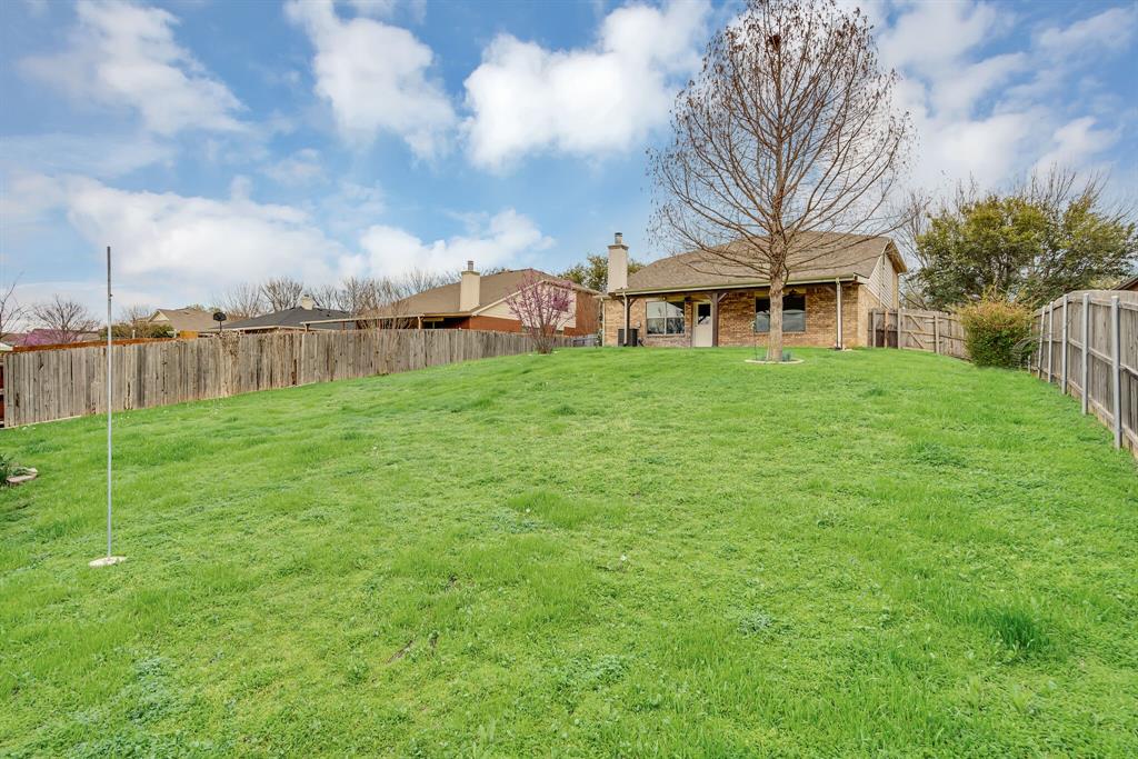 3616 Riesling Drive Denton, TX 76226 - Photo 16 of 18 View of yard with a fenced backyard